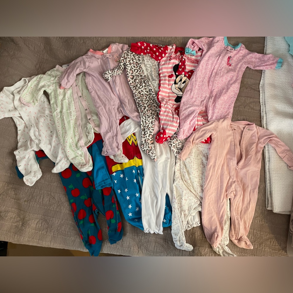 11 sleepers 3-6 mo